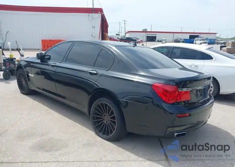 2011 BMW 750Li из США, поврежденный, VIN WBAKB8C55BC852304